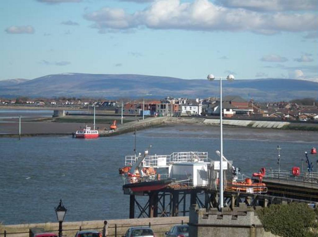 The North Euston Hotel Fleetwood Dış mekan fotoğraf